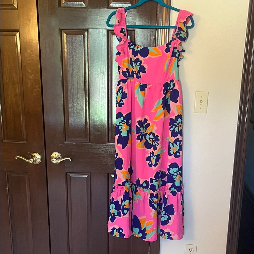 Eesome Pink Floral Maxi Dress